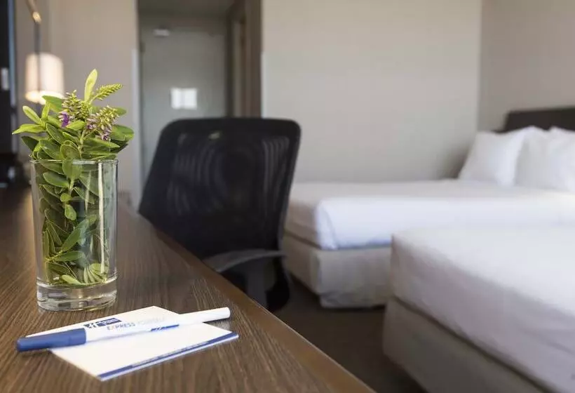 اتاق استاندارد با 2 تخت دوبل, Holiday Inn Express   Iquique, An Ihg