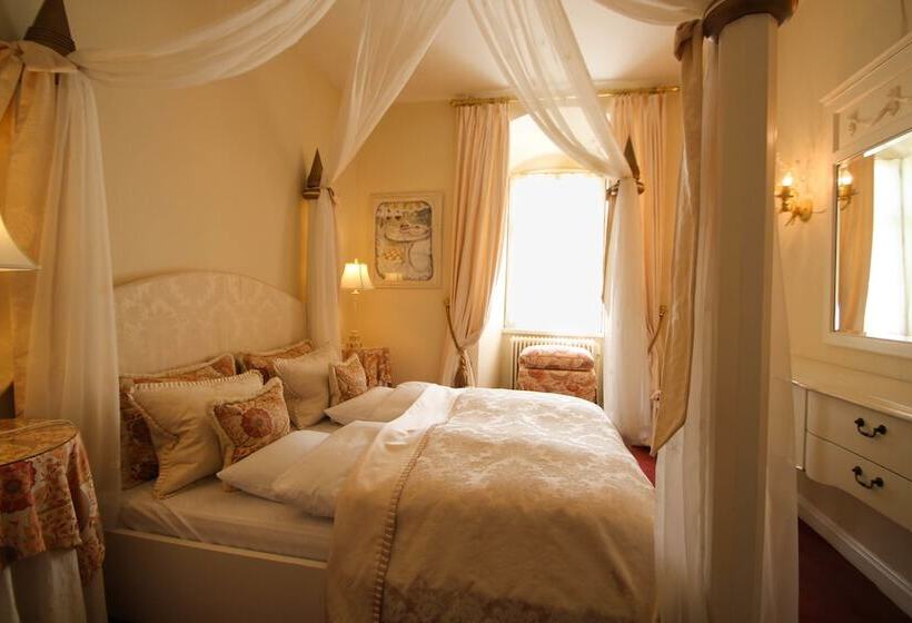 סוויטה, Kokkedal Slots