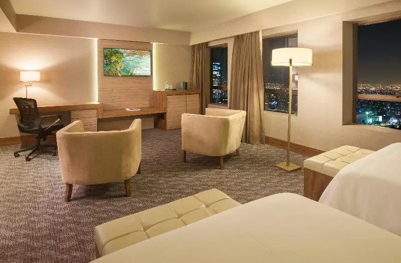 اتاق لوکس, Regal Pacific Santiago