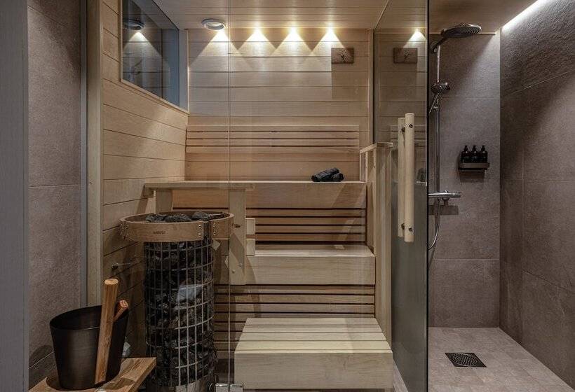 Люкс, Lapland Hotels Kuopio