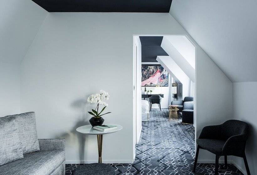 Suite, Le General