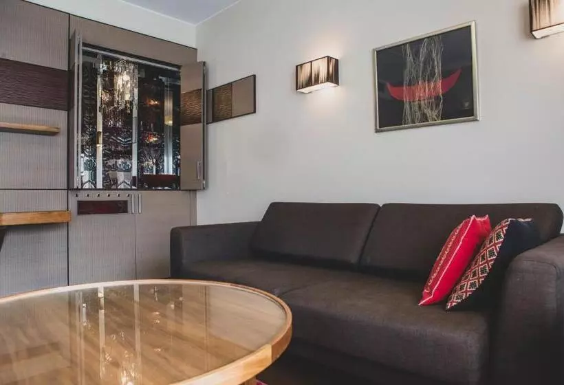 سوییت جونیور, Levi Hotel Spa