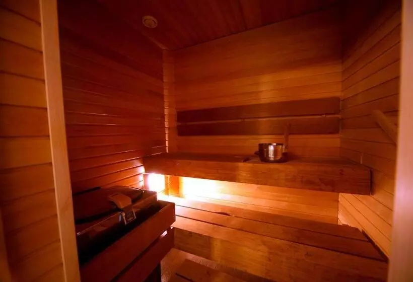 سوییت, Levi Hotel Spa