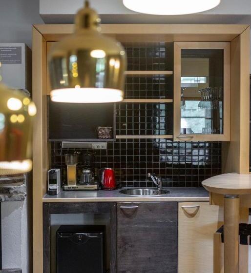 스위트, Levi Hotel Spa