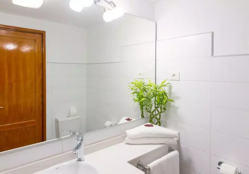 سوییت جونیور, Levi Hotel Spa