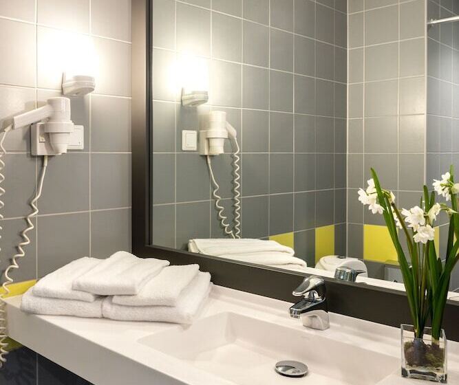 اتاق استاندارد, Metropol