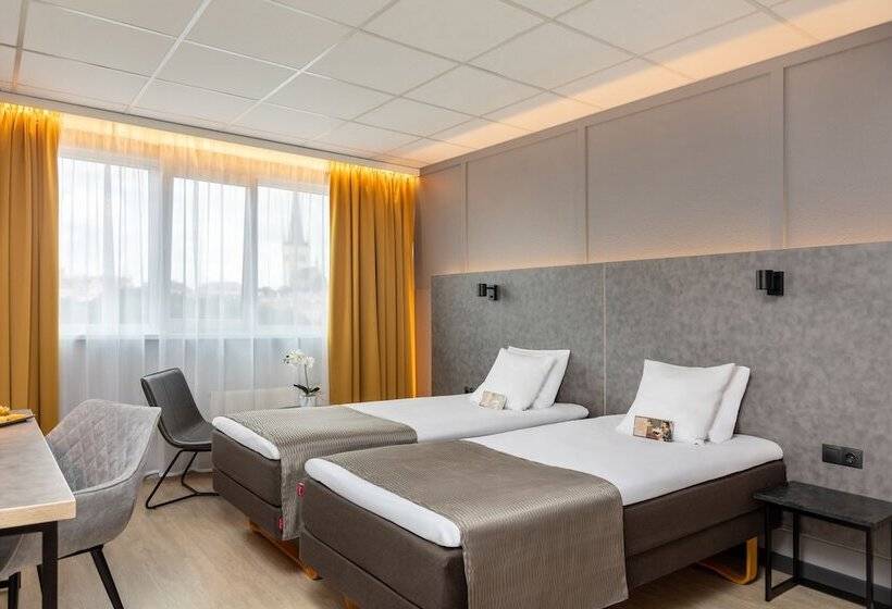 اتاق استاندارد, Metropol