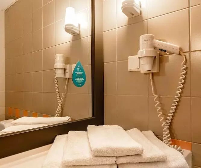 اتاق استاندارد, Metropol