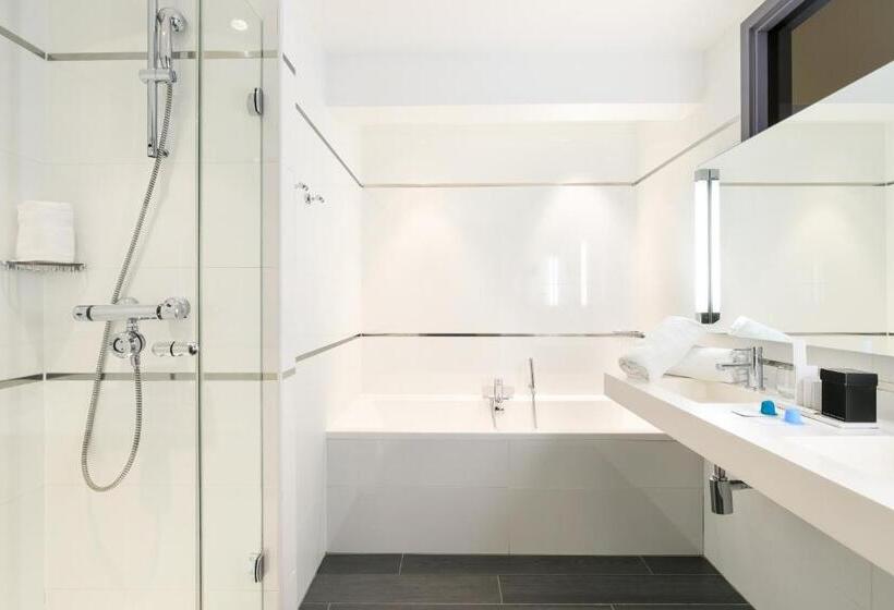 جناح جونيور, 7hotel&spa