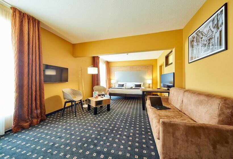 Полулюкс, 7hotel&spa