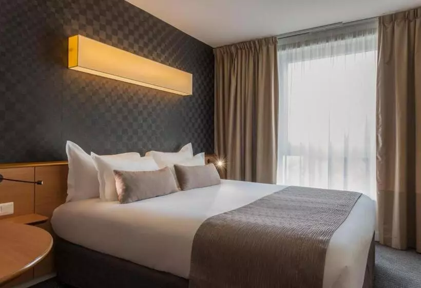 Standard-huone, Best Western Plus Paris Saclay