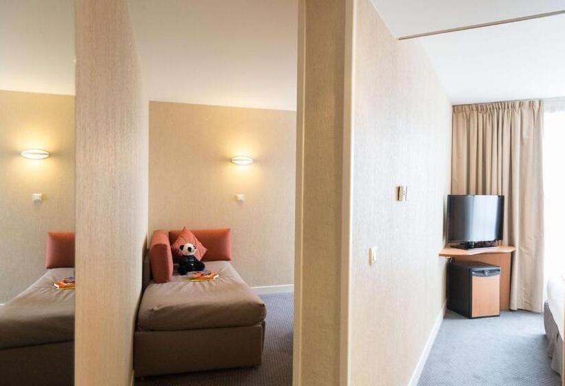 家庭间, Best Western Plus Paris Saclay
