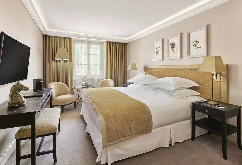 Chambre Classique, Chateau Saintjean, Relais & Chateaux