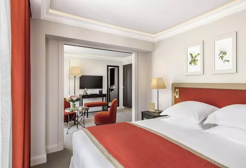 Junior Suite Vue Parc, Chateau Saintjean, Relais & Chateaux