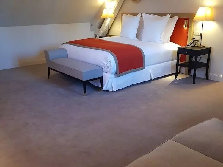 Junior Suite Vue Parc, Chateau Saintjean, Relais & Chateaux