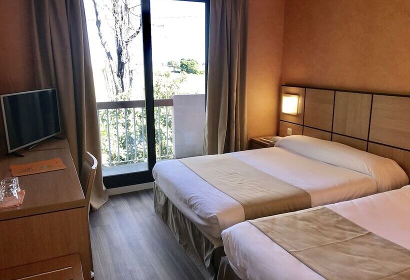 标准三人间, Chez Walter