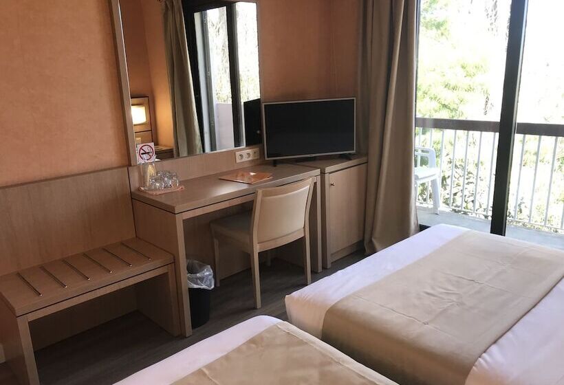 标准三人间, Chez Walter