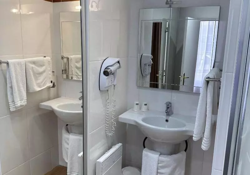 デラックスルーム, Churchill Hotel Bayeux Centre