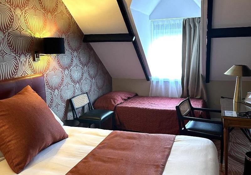 スタンダード４人部屋, Churchill Hotel Bayeux Centre