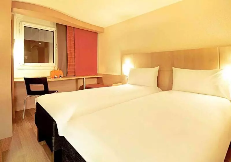 スタンダードトリプルルーム, Ibis Annemassegeneve