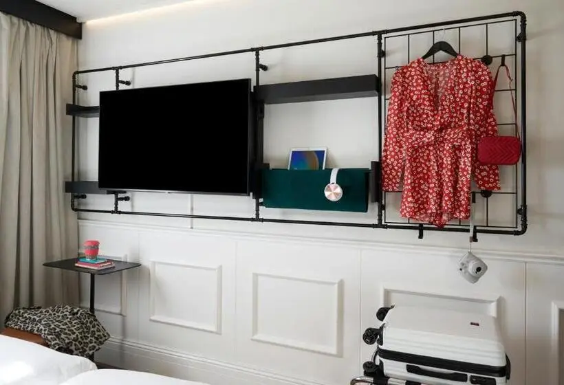 اتاق استاندارد با تخت بزرگ, Moxy Paris La Villette