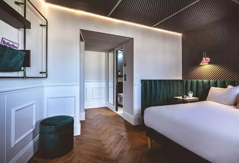 スタンダードルーム, Moxy Paris La Villette