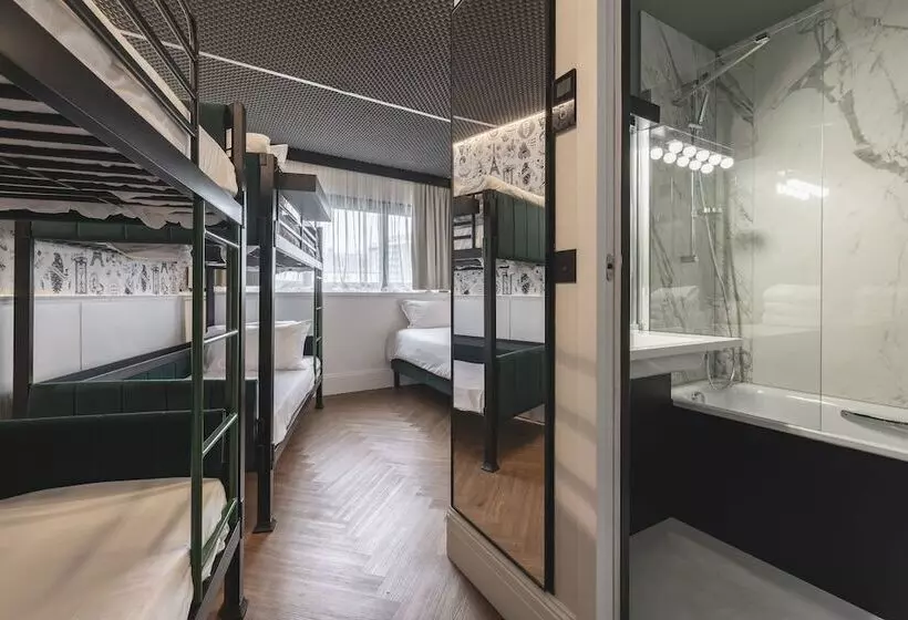 スタンダードルーム, Moxy Paris La Villette