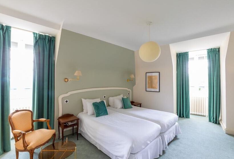 חדר סופריור, Hôtel Restaurant De La Poste & Du Lion D Or