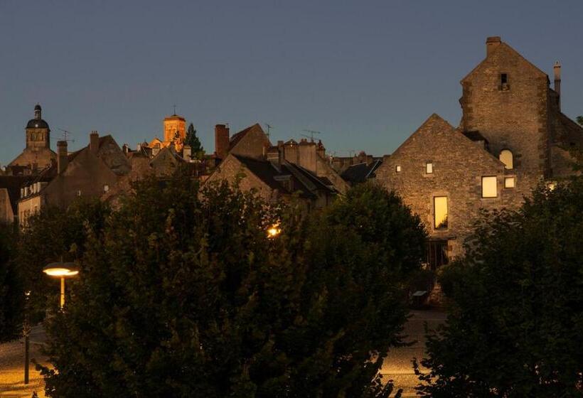 سوییت جونیور, Hôtel Restaurant De La Poste & Du Lion D Or