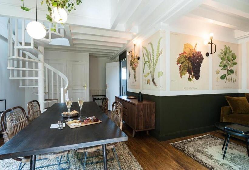 Duplex Junior Suite, Ermitage De Corton   Teritoria
