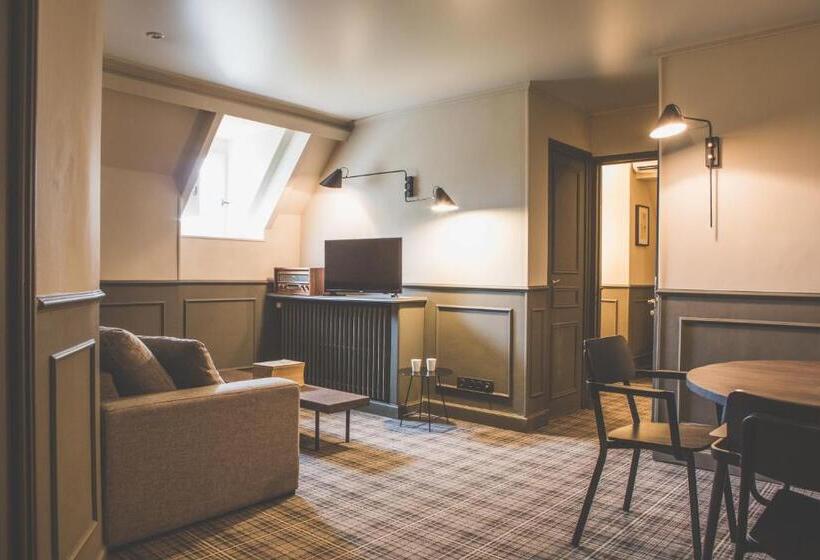 سوییت جونیور, Ermitage De Corton   Teritoria