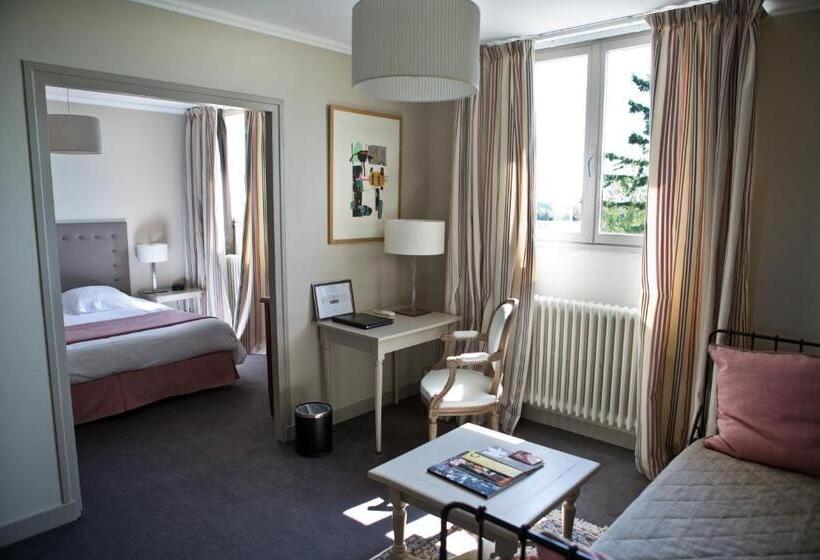 سوییت جونیور, Ermitage De Corton   Teritoria