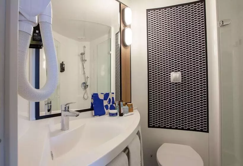 اتاق استاندارد با تخت دوبل, Ibis Cherbourg La Glacerie