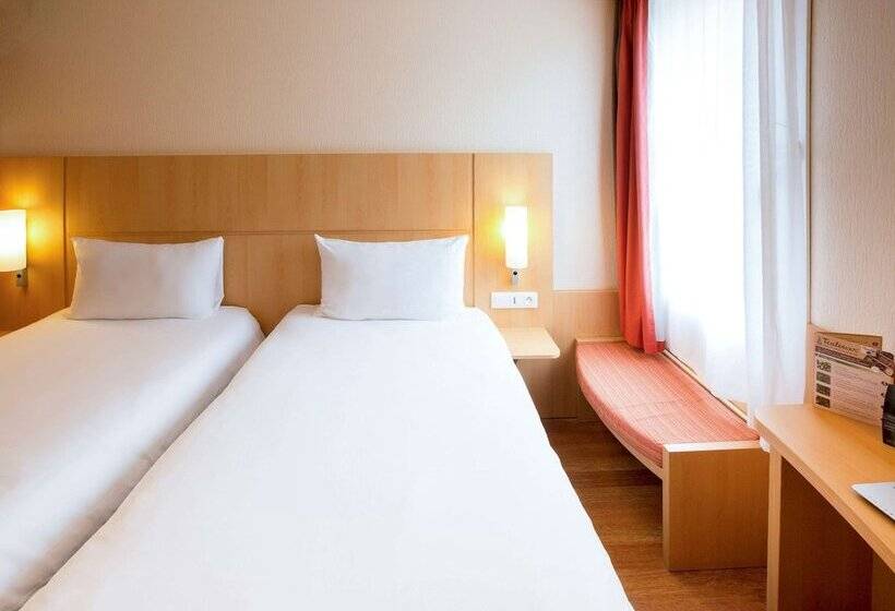 Номер Стандарт, Ibis Cherbourg La Glacerie