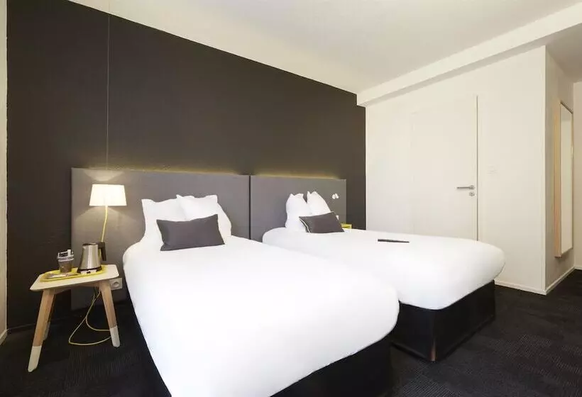 スタンダードルーム, Kyriad Hotel Brest