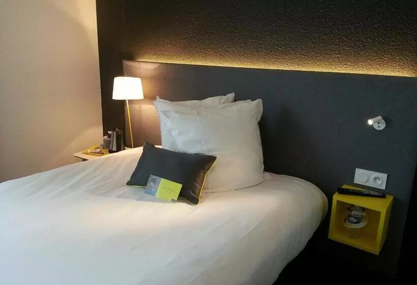 スタンダードシングルルーム, Kyriad Hotel Brest