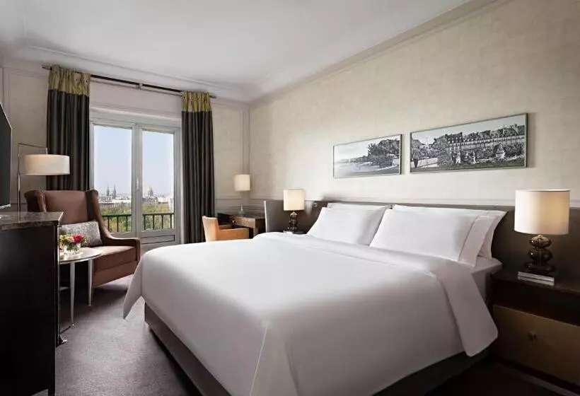 キングサイズベッドのスタンダードルーム, The Westin Parisvendome