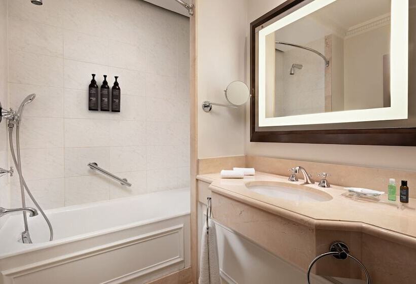 اتاق استاندارد با چشم‌انداز, The Westin Parisvendome