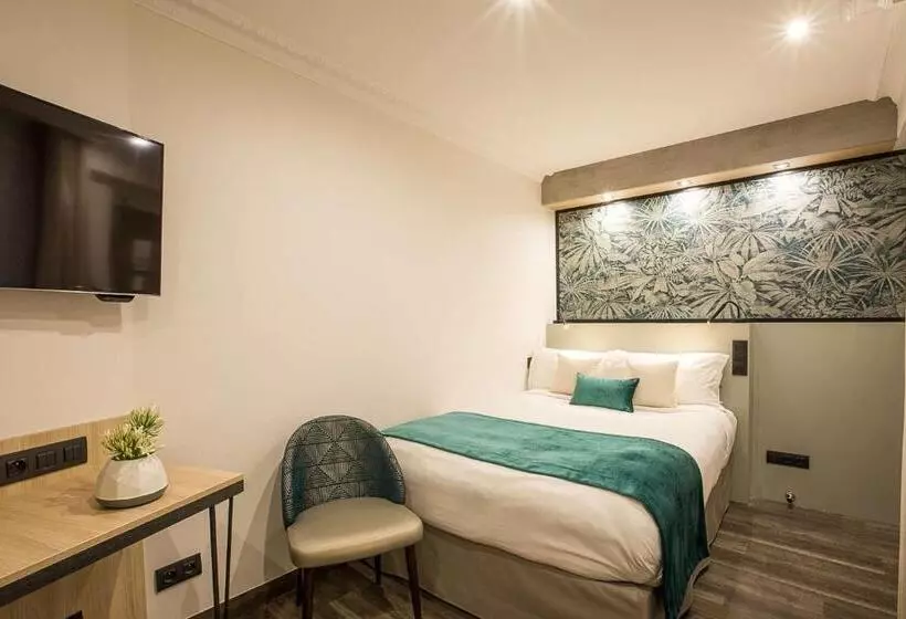 ダブルベッドのクラシックルーム, Best Western Plus Opera Batignolles