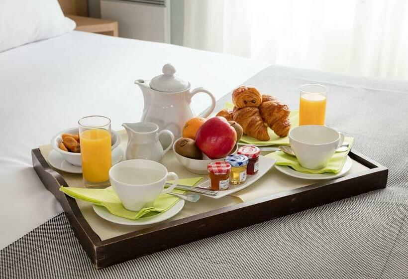 スタンダードルーム, Magellan