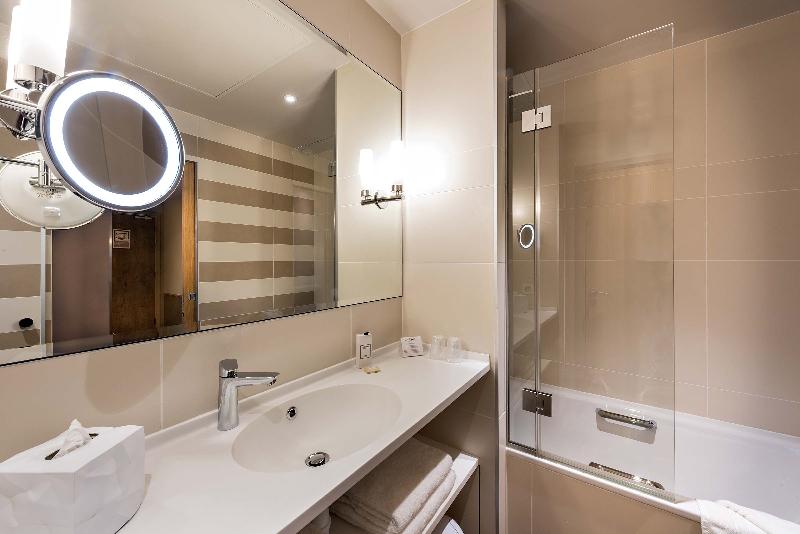 ジュニアスイート, Magellan