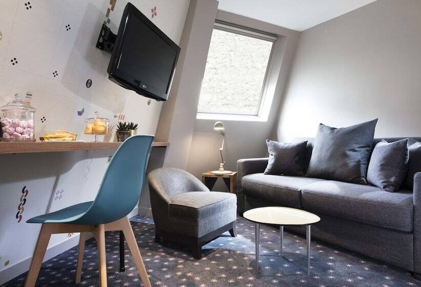 Полулюкс, Maxim Folies