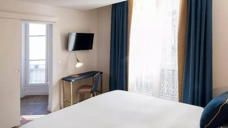 スーペリアールーム, Mercure Paris Opera Lafayette
