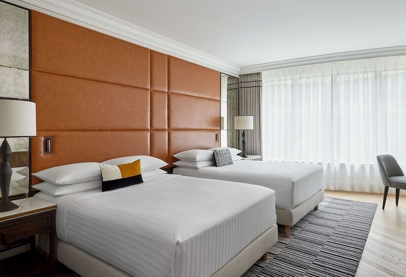 Quarto Familiar, Paris Marriott Champs Elysees