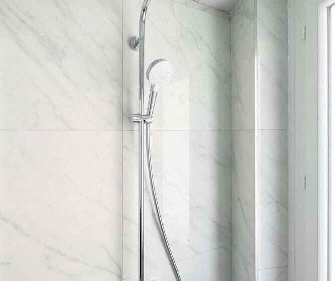 غرفة قياسية, Saint Christophe