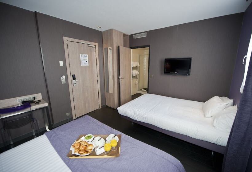 スタンダードトリプルルーム, Saintcharles