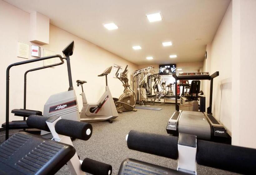 Quarto Estandar, Advantage Appartements