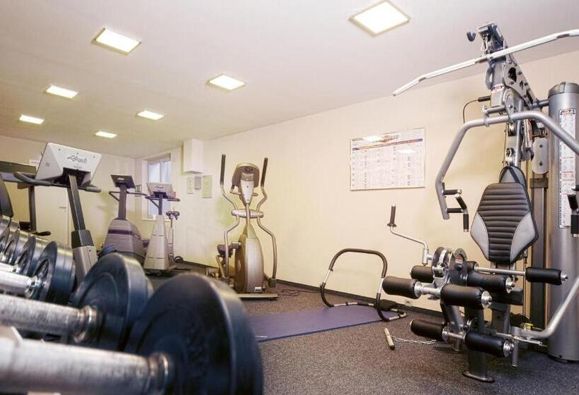 Quarto Estandar, Advantage Appartements