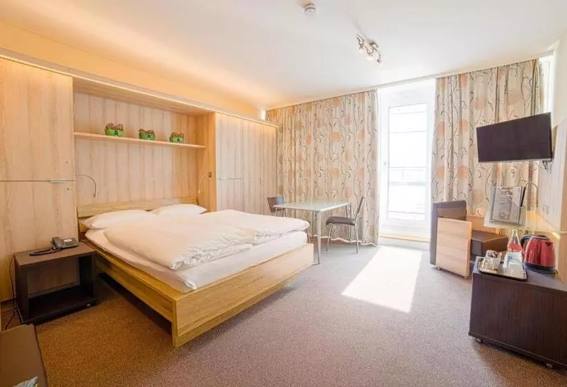 Superior-huone, City Hotel Hannover