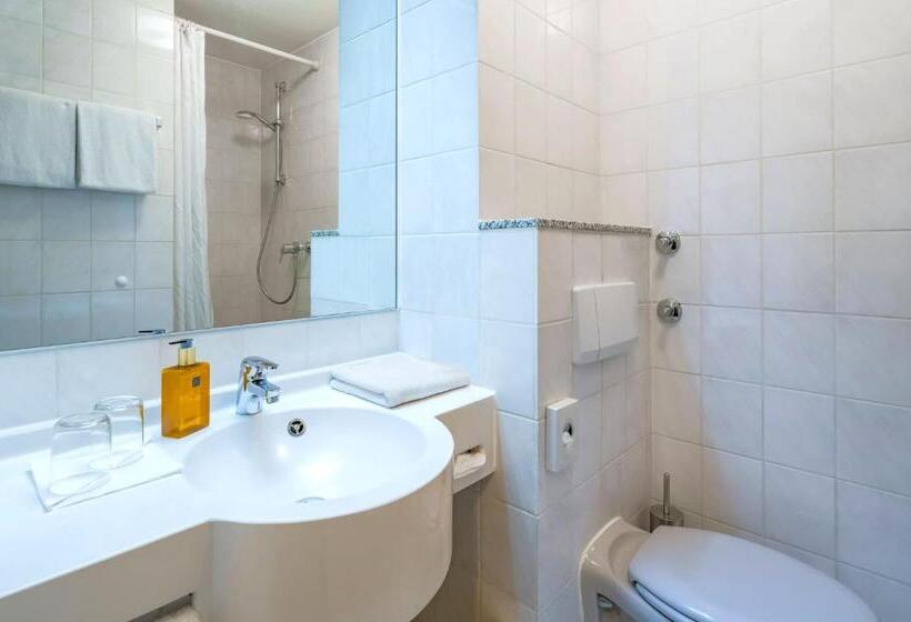 Номер Superior, ACHAT Hotel Rüsselsheim Frankfurt